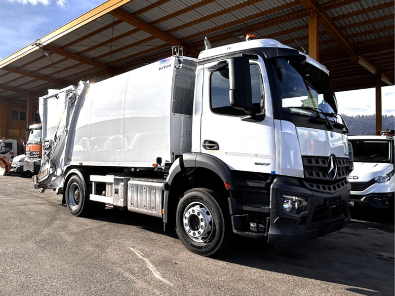 Dva nova vozila za prikupljanje otpada