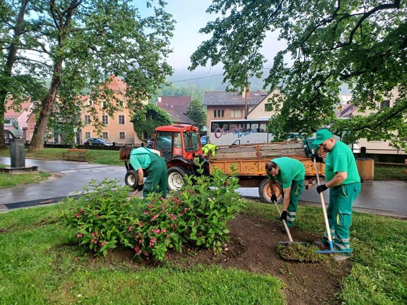 Novo cvijeće kod Samoborskog muzeja