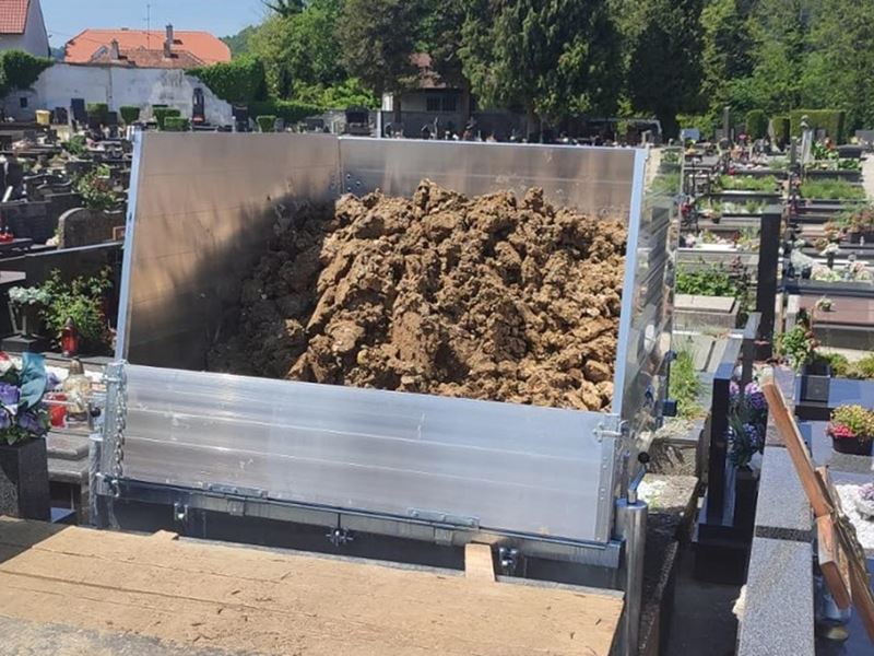 Nova oprema za groblja