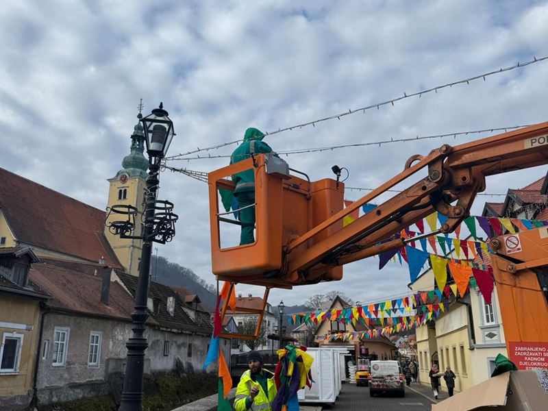 Ukrašavanje grada za 200. Samoborski fašnik